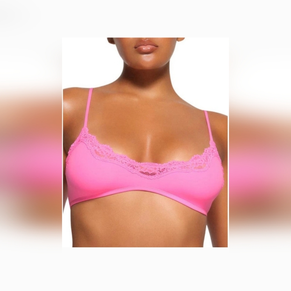 SKIMS Fits Everybody Lace Trim Scoop Neck Bralette